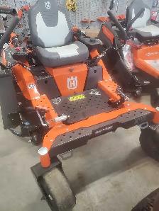 XCITE Z345 HUSQVARNA ZERO TURN MOWER