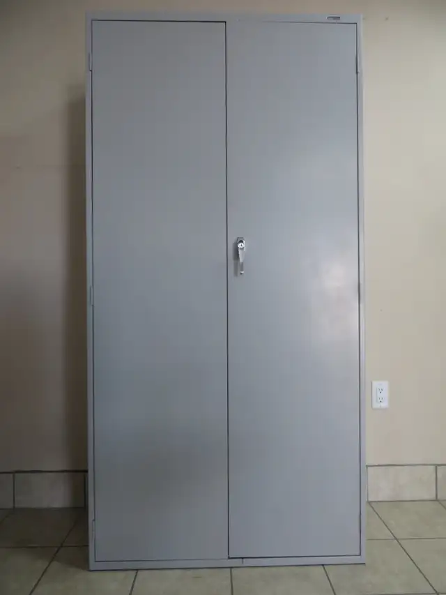 Metal Storage Cabinet, Lock and Key - Photo 2