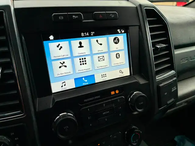 2019 Ford F350 XLT Crew Cab short box - Photo 4