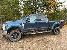 2019 Ford F350 XLT Crew Cab short box - Photo 6