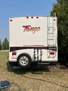 2008 Tango 30’