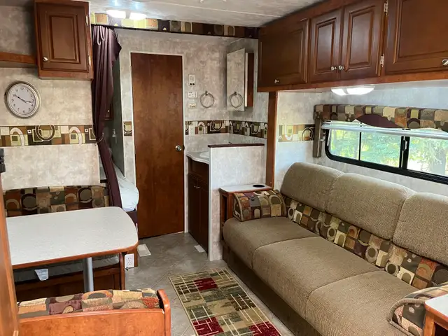 2008 Tango 30’ - Photo 3