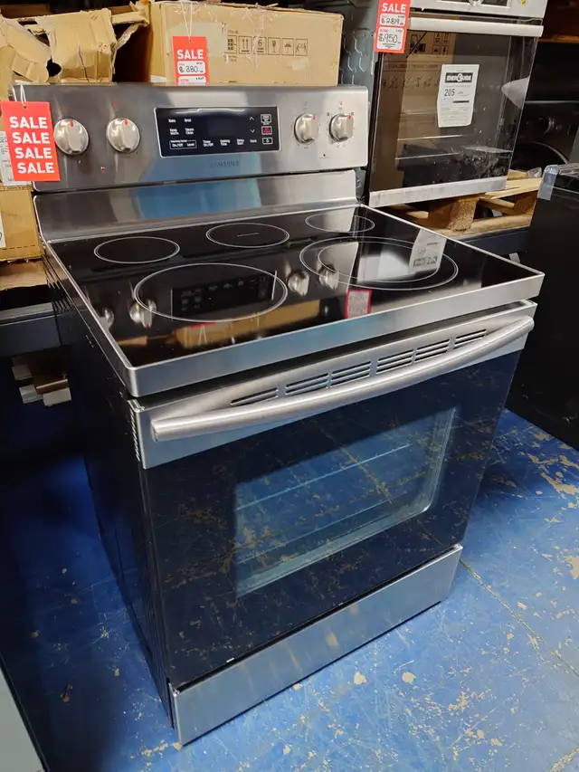 Samsung '30' Stainless Steel Freestanding Electric Range on Sale - Photo 2