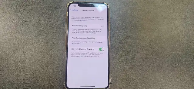 Apple iPhone XS 64GB cellphone - Photo 5
