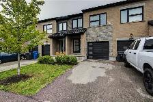 Stunning FULL 3 Bedroom House for Rent Guelph July 1st - Photo 2