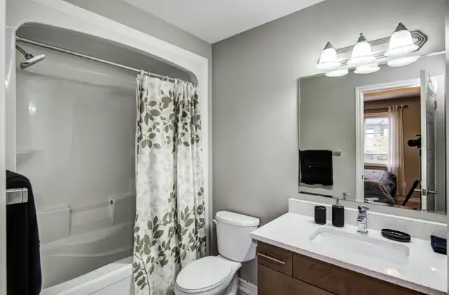Stunning FULL 3 Bedroom House for Rent Guelph July 1st - Photo 8