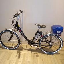 Vélo électrique très bonne condition - Une aubaine !