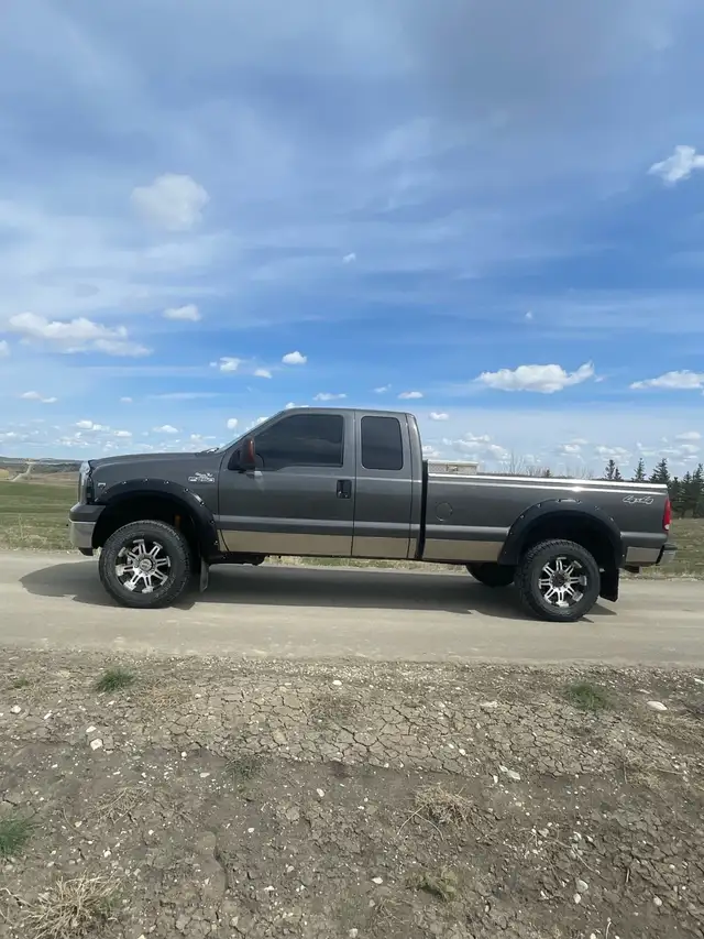 2005 ford f-250 super duty v10 triton 209k km - Photo 4