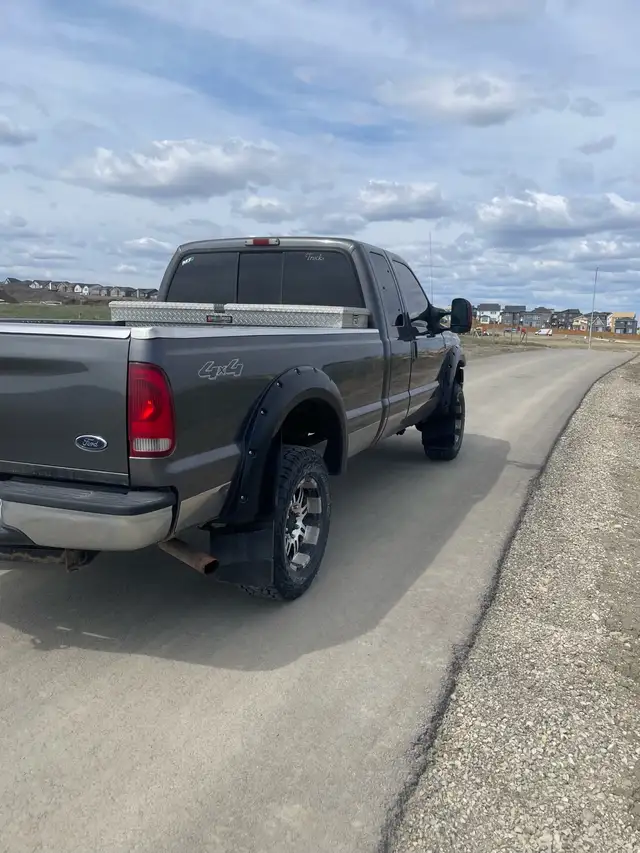 2005 ford f-250 super duty v10 triton 209k km - Photo 6