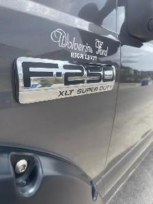 2005 ford f-250 super duty v10 triton 209k km - Photo 10