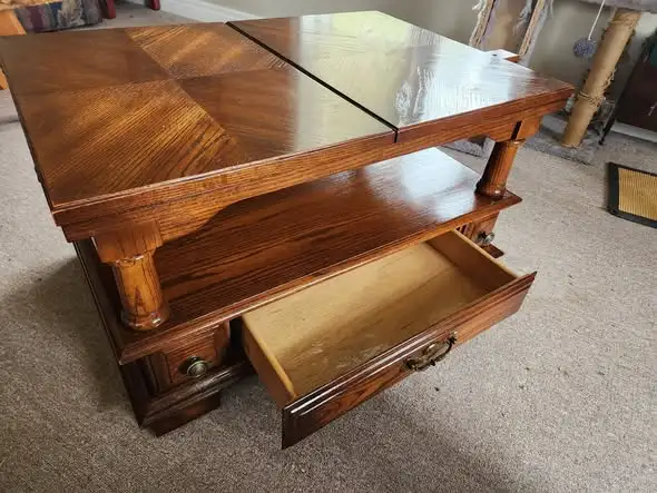 Coffee Table - Photo 5