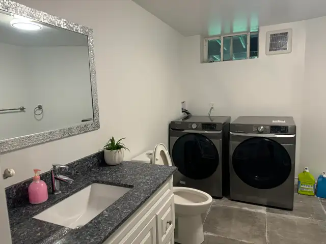 Richmond Hill - Yonge/Elgin Mills  2-Bedroom House for Rent - Photo 5