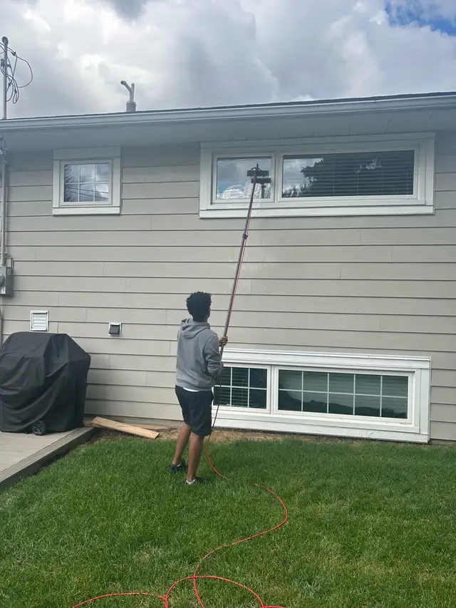 Hiring Window Cleaning Technicians