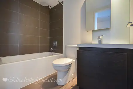 1030 KING STREET WEST - DNA 3 CONDOS - BACHELOR W/A HUGE TERRACE - Photo 6