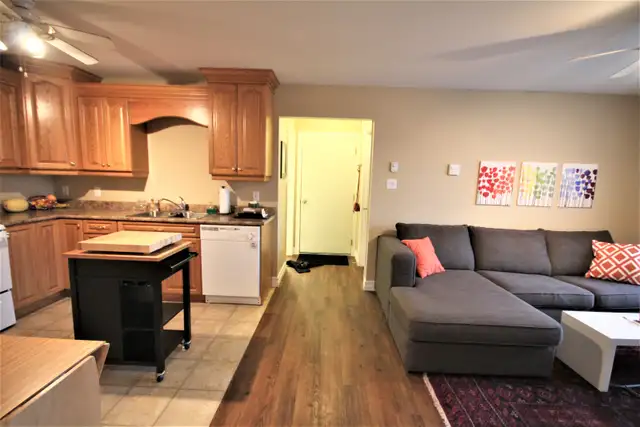 Posted in w/ the military? Need help finding a suitable rental? - Photo 4