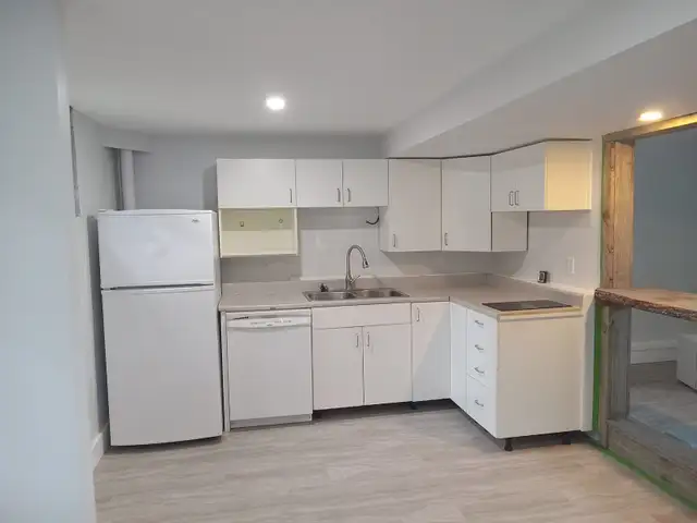 Posted in w/ the military? Need help finding a suitable rental? - Photo 8