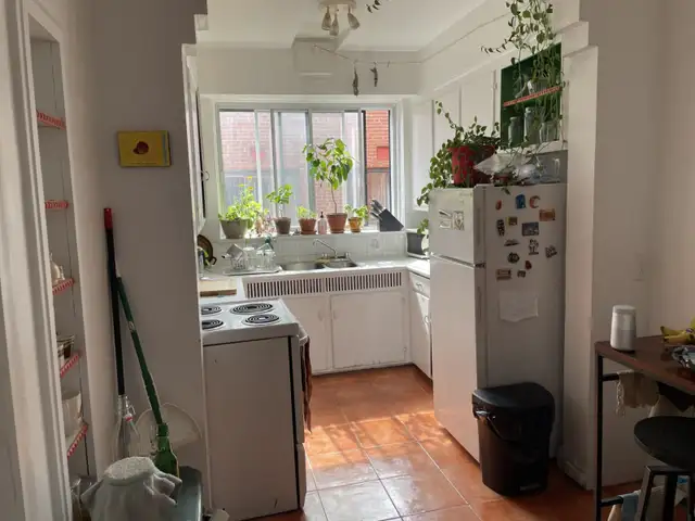 À 5 min à pied de HEC Montréal! — Grand 5½ rénové — Idéal pour 3 - Photo 9
