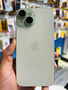 iPhone 15 128gb (Store Warranty)