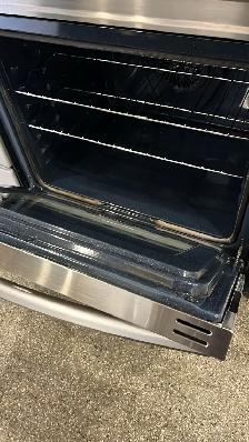 Samsung 30" Stainless Stell Convection Stove-30-Day Warranty - Photo 5