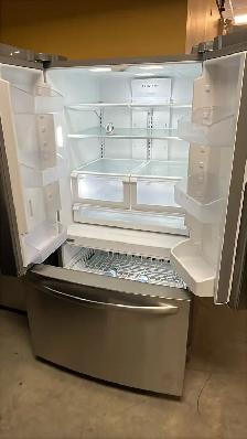 Frigidaire 36" French Door Refrigerator-30-Day Warranty - Photo 3