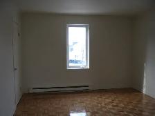 Appartement a louer (4 1/2 - 2e étage d'un duplex) - Photo 4