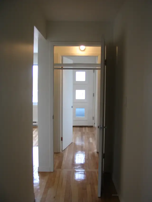 Appartement a louer (4 1/2 - 2e étage d'un duplex) - Photo 6