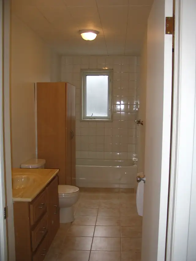 Appartement a louer (4 1/2 - 2e étage d'un duplex) - Photo 7