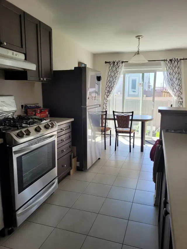 Room for rent ( female only ) - Photo 5