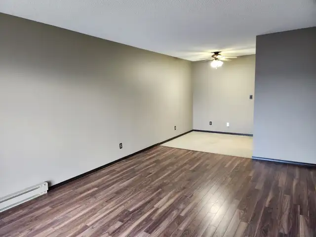 Sunvalley Court #24 - Photo 6