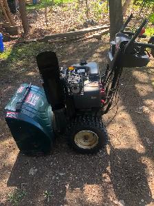 Craftsman snowblower 8 hp., 24"