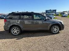 2017 Dodge Journey GT - AWD - V6 - 7 PASSENGER - Photo 4