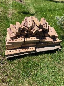 Free Bricks