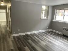 Spacious 2 Bed June 1st $1,495 Free heat & water - Photo 3
