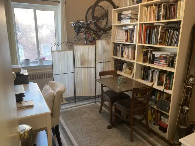 Spacious 2 Bed June 1st $1,495 Free heat & water - Photo 6