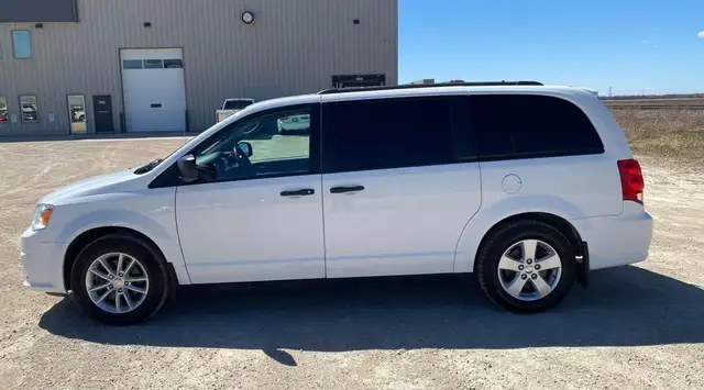 2020 Dodge Grand Caravan SE - Photo 4
