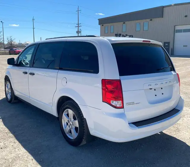 2020 Dodge Grand Caravan SE - Photo 5