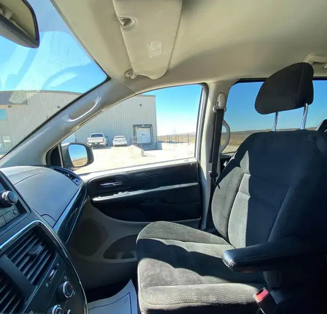 2020 Dodge Grand Caravan SE - Photo 12