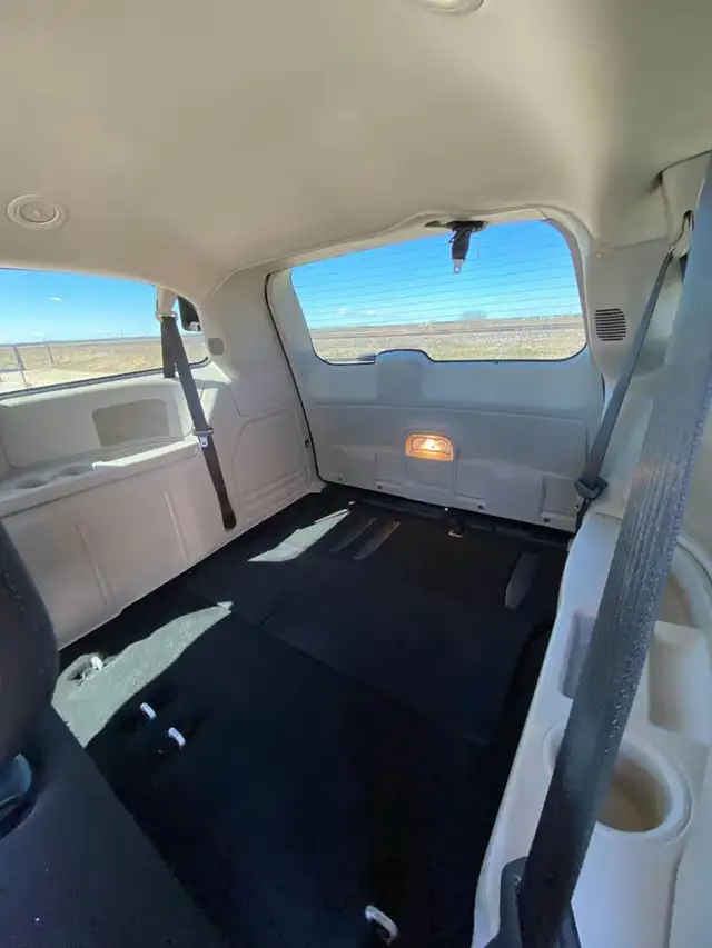 2020 Dodge Grand Caravan SE - Photo 14