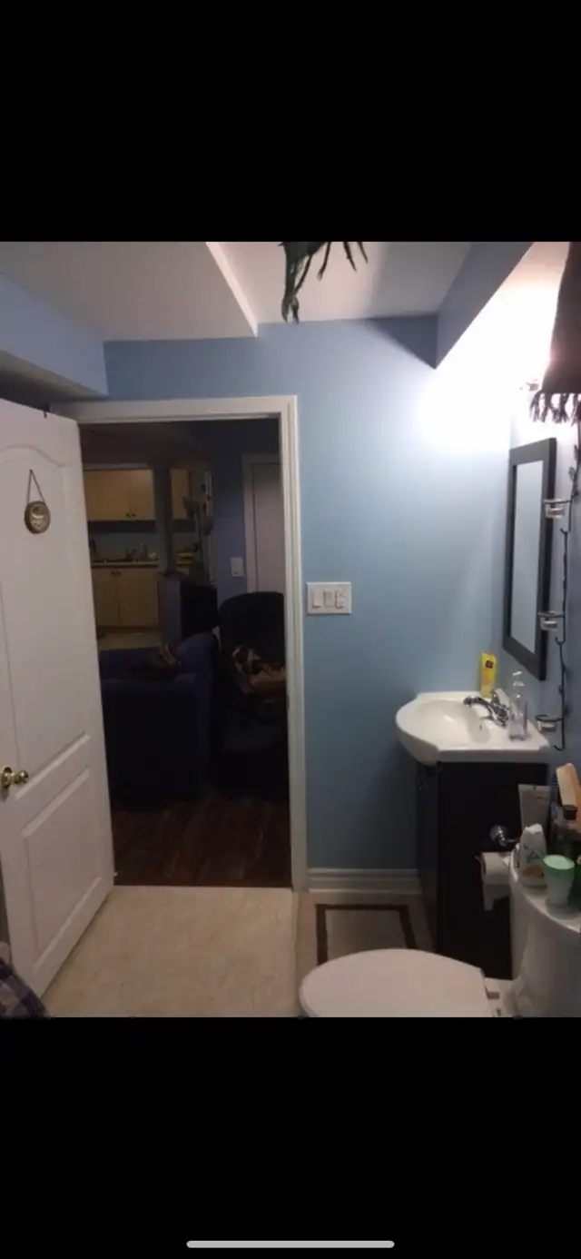 One bedroom Basement for Rent - Photo 7