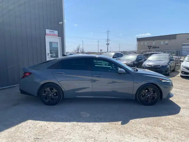 2021 Hyundai Elantra Preferred - Photo 7