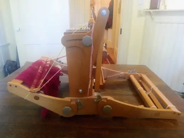 Eight Shaft Travelling Loom - Used Once!