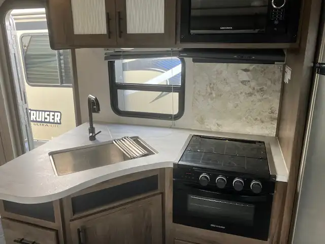 Forest River Avenger Travel Trailer - Photo 7