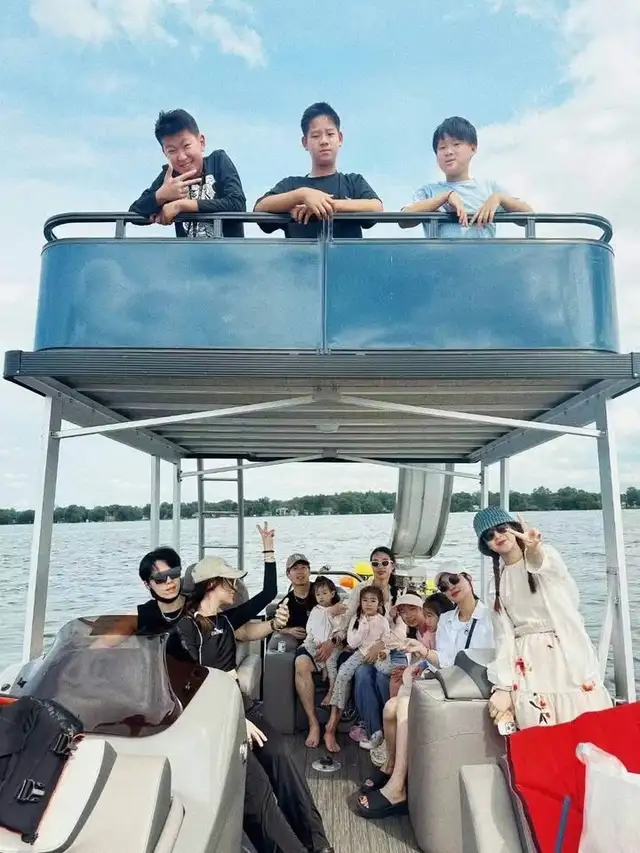 Toronto’s BEST summer party boat experience is back ☀️ - Photo 3