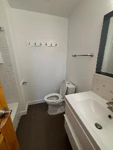 2 Bedroom for rent - Photo 2