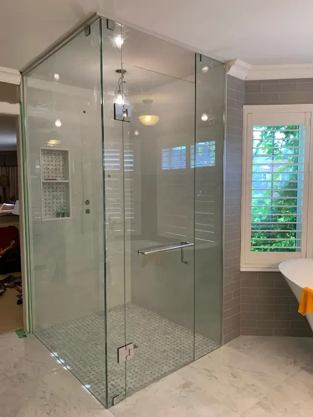 BATHTUB SLIDING GLASS DOORS SHOWER ENCLOSURE GLASS RAILING PARTI - Photo 8