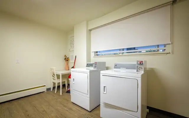 Hollyhill Towers - 1 Bedroom available at 1665 Duchess Ave, West - Photo 8