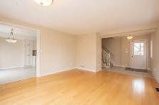 17 Flynn Court, St. Catharines - All Inclusive 3 Bedroom Main - Photo 4