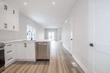 44 Hatter Ave, Welland - All Inclusive 2 Bedroom Main Unit - Photo 2