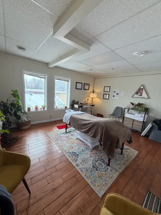 Part time treatment room - Photo 2