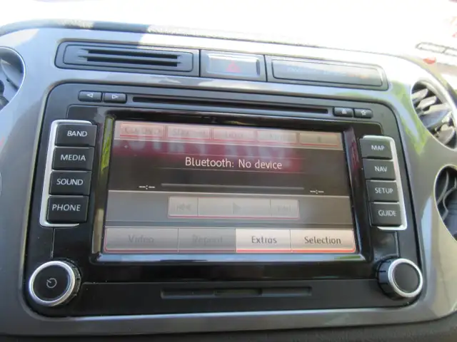 2012 Volkswagen Tiguan S - Photo 9